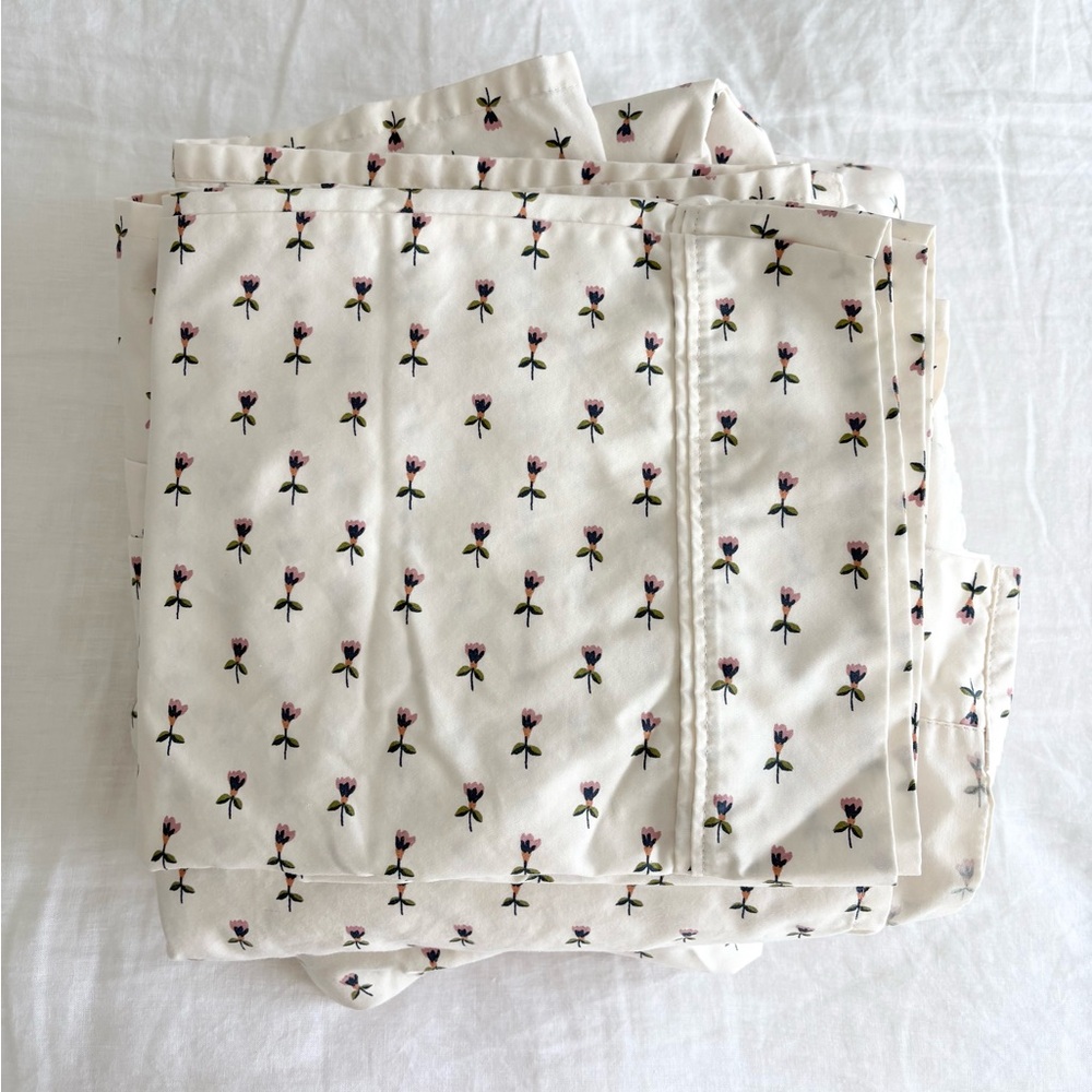 Threshold Tulip Toss Full Cotton Sheets - Picture 4 of 8